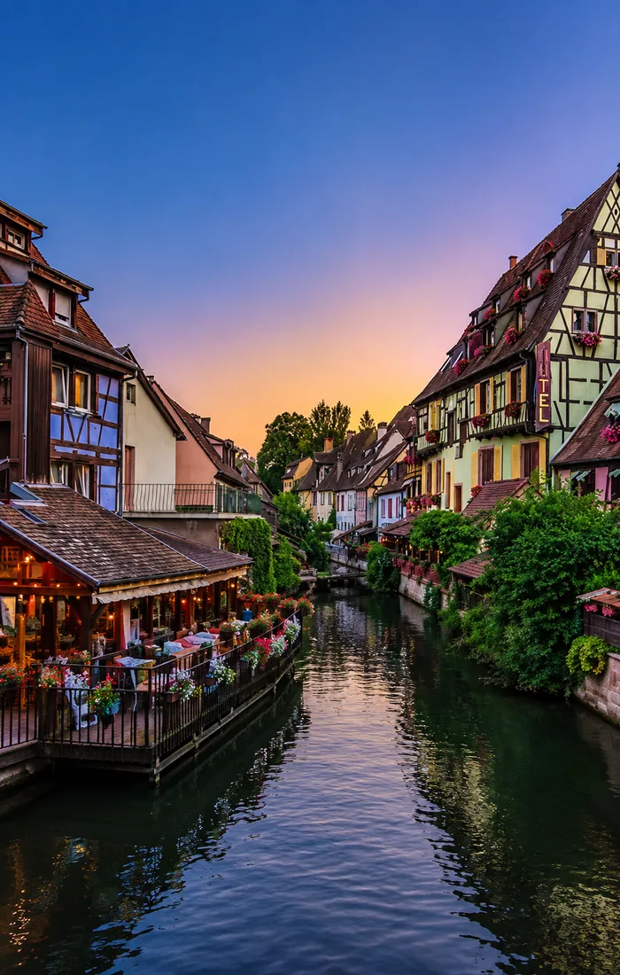 France — visa and document services with JVM World Wide